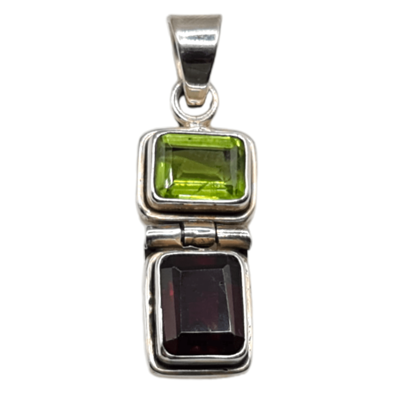 Pandantiv din argint cu granat si peridot - Madammi.ro Pandantiv din argint cu granat si peridot - Madammi.ro