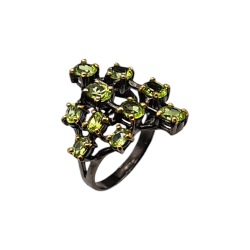 Inel din argint cu peridot - Madammi.ro