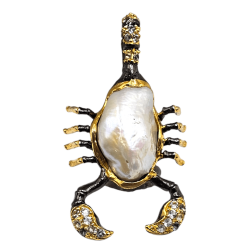 Brosa din argint cu perla baroc si cz - scorpion
