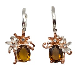 Cercei din argint cu montura de cuart coniac si blue topaz- floare de colt - Madammi.ro
