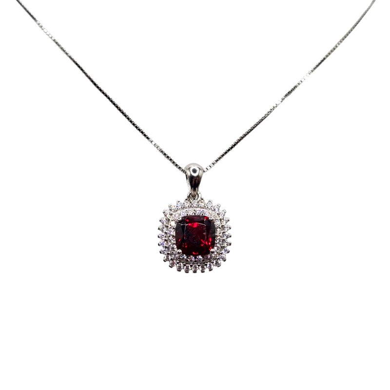 Colier din argint cu pandant cu montura de granat - Madammi.ro