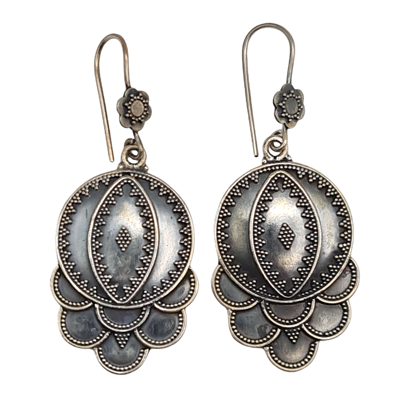Cercei din argint granulat cu aspect vintage-accente etnice-India-cercei argint ieftini-bijuterii ieftine argint-Madammi.ro Cercei din argint granulat cu aspect vintage-accente etnice-India-cercei argint ieftini-bijuterii ieftine argint-Madammi.ro